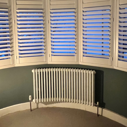 نصب-رادیاتور-زیر-پنجره