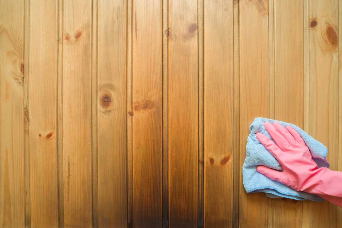 ترفندهایی-که-هرگز-درباره-تمیز-کردن-دیوارهای-چوبی-سونا-نمی‌دانستید
